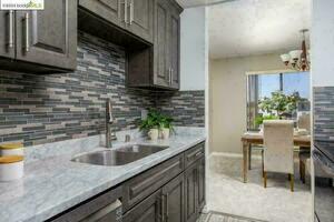 photo 1 of 4 Commodore Dr Unit D430, Emeryville, CA 94608