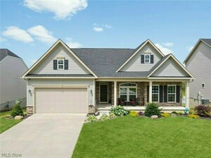 photo 1 of 8492 Raya Ln, Streetsboro, OH 44241