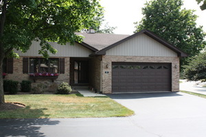 photo 1 of 87 Castle Rock Ln, Bloomingdale, IL 60108
