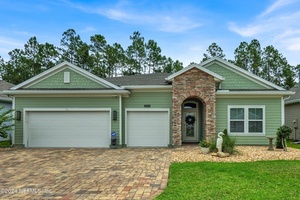 photo 1 of 10013 Blossom Creek Ln, Jacksonville, FL 32222