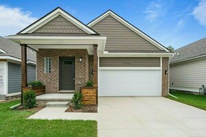 photo 1 of 27639 Maryjane Ln E, Chesterfield Township, MI 48047
