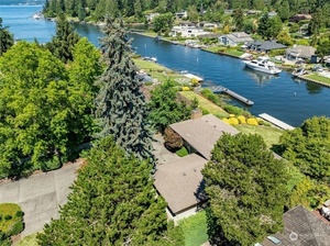 photo 1 of 3101 80th Ave NE, Hunts Point, WA 98004