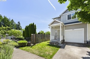 photo 1 of 6584 NE Deer Run St, Hillsboro, OR 97124
