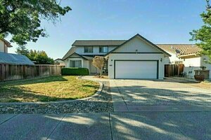 photo 1 of 850 Verdun Ave, Hollister, CA 95023