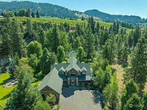 photo 1 of 9343 Lone Pine Orchard Road, Leavenworth, WA 98826