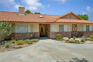 photo 1 of 43949 Ryckebosch Ln, Lancaster, CA 93535