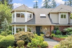 photo 1 of 23341 SE 225th St, Maple Valley, WA 98038