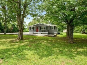 photo 1 of 422 Frank Martin Rd, Shelbyville, TN 37160