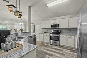 photo 1 of 213 Cardinal Ct, Weatherford, TX 76086