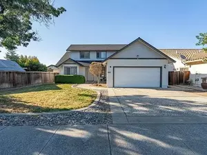 photo 1 of 850 Verdun Ave, Hollister, CA 95023