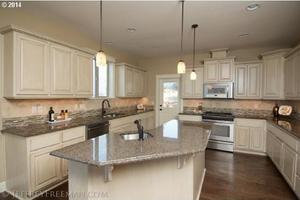 photo 1 of 1115 Alexandra Dr, Newberg, OR 97132