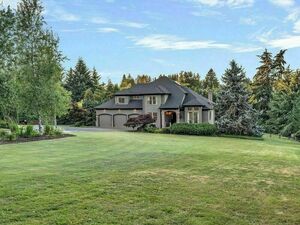 photo 1 of 14301 SE Aldridge Rd, Happy Valley, OR 97086