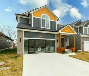 photo 1 of 27632 Maryjane Ln E, Chesterfield Township, MI 48047