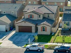 photo 1 of 117 S. McKenna Ave, Kerman, CA 93630