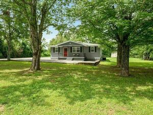 photo 1 of 422 Frank Martin Rd, Shelbyville, TN 37160