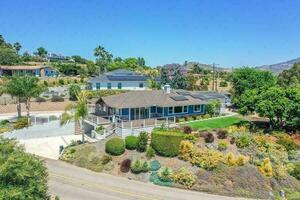 photo 1 of 3324 Ryan Dr, Escondido, CA 92025
