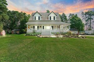 photo 1 of 3639 Howland Rd, Almont, MI 48003