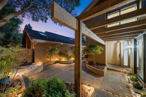 photo 1 of 2078 Promontory Point Ln, Gold River, CA 95670