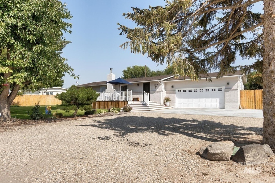 photo 1 of 13274 Greenwell Ln, Caldwell, ID 83607