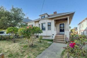 photo 1 of 517 Pacific Ave, Alameda, CA 94501