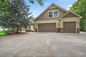 photo 1 of 6025 N Cape Arago Pl, Garden City, ID 83714