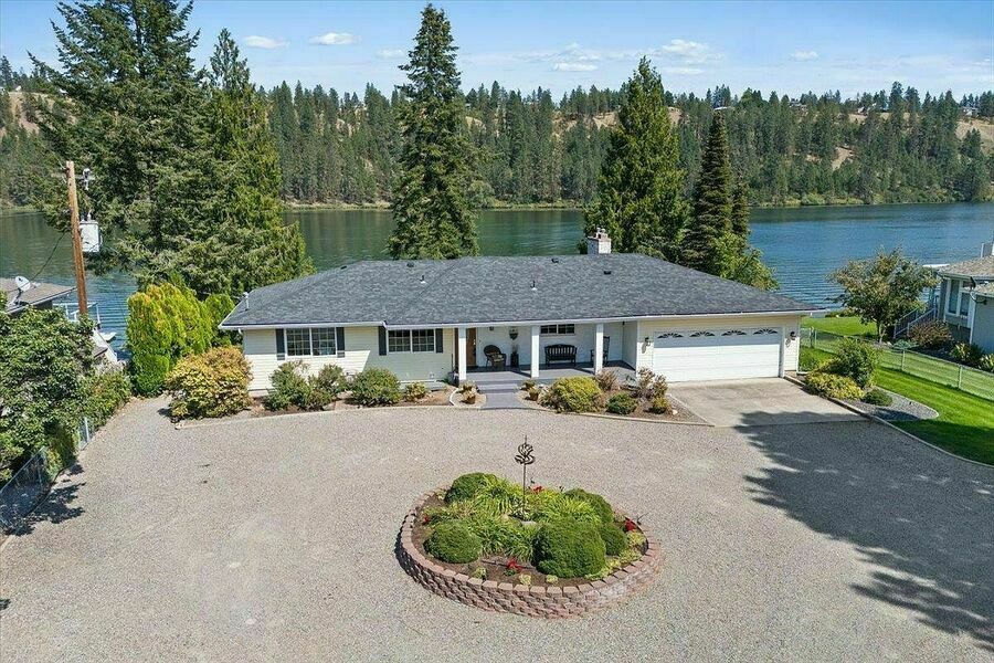 photo 1 of 17912 N West Shore Rd, Nine Mile Falls, WA 99026