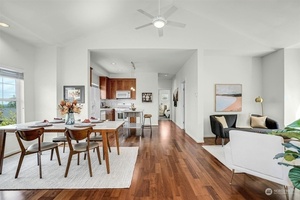 photo 1 of 1928 17th Ave NE, Issaquah, WA 98029