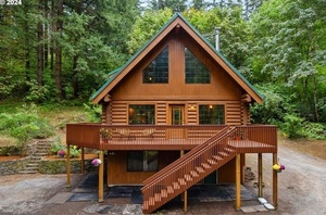 photo 1 of 24271 S Newkirchner Rd, Oregon City, OR 97045