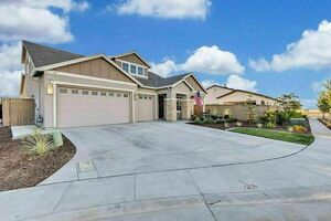 photo 1 of 408 Camas Ct, Roseville, CA 95747