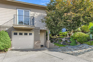 photo 1 of 1379 SW 23RD Ter Gresham, OR 97080 