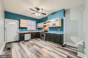 photo 1 of 3518 Mount Pleasant Ave, Baltimore, MD 21224