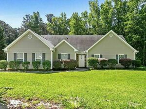 photo 1 of 414 Pamela Ct, McDonough, GA 30252
