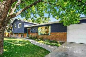 photo 1 of 1022 S Florence St, Nampa, ID 83686