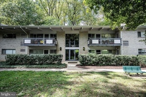 photo 1 of 7759 Donnybrook Ct #106, Annandale, VA 22003