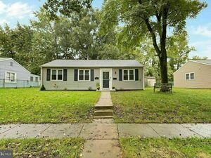photo 1 of 1905 Norwich Rd, Glen Burnie, MD 21061