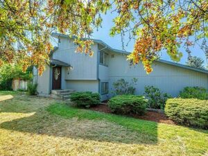 photo 1 of 3510 E Pineglen Ave, Mead, WA 99021