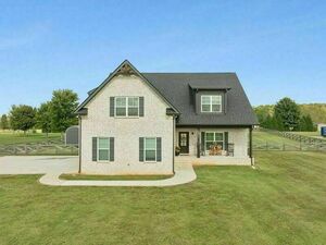 photo 1 of 140 Holly Ct, Unionville, TN 37180