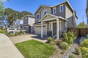 photo 1 of 27614 SW Alder Ln, Wilsonville, OR 97070
