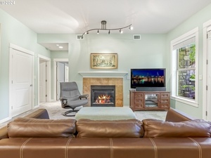 photo 1 of 11750 SE Crested Eagle Ln, Happy Valley, OR 97086