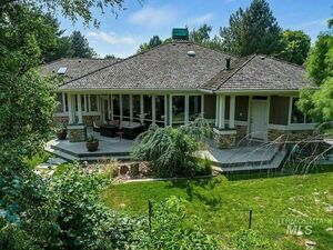 photo 1 of 5224 N Blackbird Way, Garden City, ID 83714