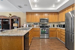 photo 1 of 354 N Wildwood, Hercules, CA 94547