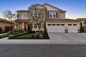 photo 1 of 1007 Highland Rd W, Madera, CA 93636