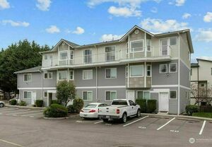 photo 1 of 3322 148th St SW Unit #D7, Lynnwood, WA 98087