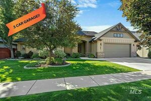 photo 1 of 857 E Yucca Canyon St, Meridian, ID 83646