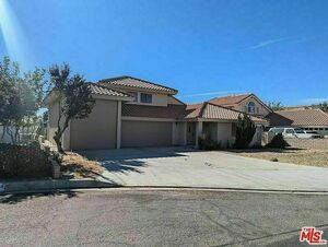 photo 1 of 14493 Hurricane Ln, Helendale, CA 92342