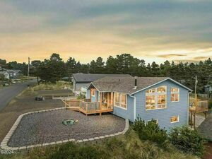 photo 1 of 2202 NW Mokmak Lake Dr, Waldport, OR 97394