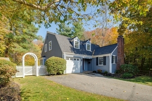 photo 1 of 39 Mayo Rd, Wellesley, MA 02482