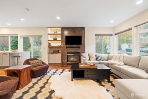 photo 1 of 15812 NE 90th Way #2204, Redmond, WA 98052
