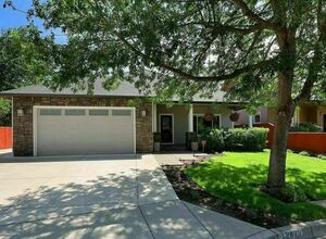 photo 1 of 2479 Lenore Dr, Eugene, OR 97404