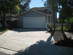 photo 1 of 1015 Waylinn Ln, Tracy, CA 95376